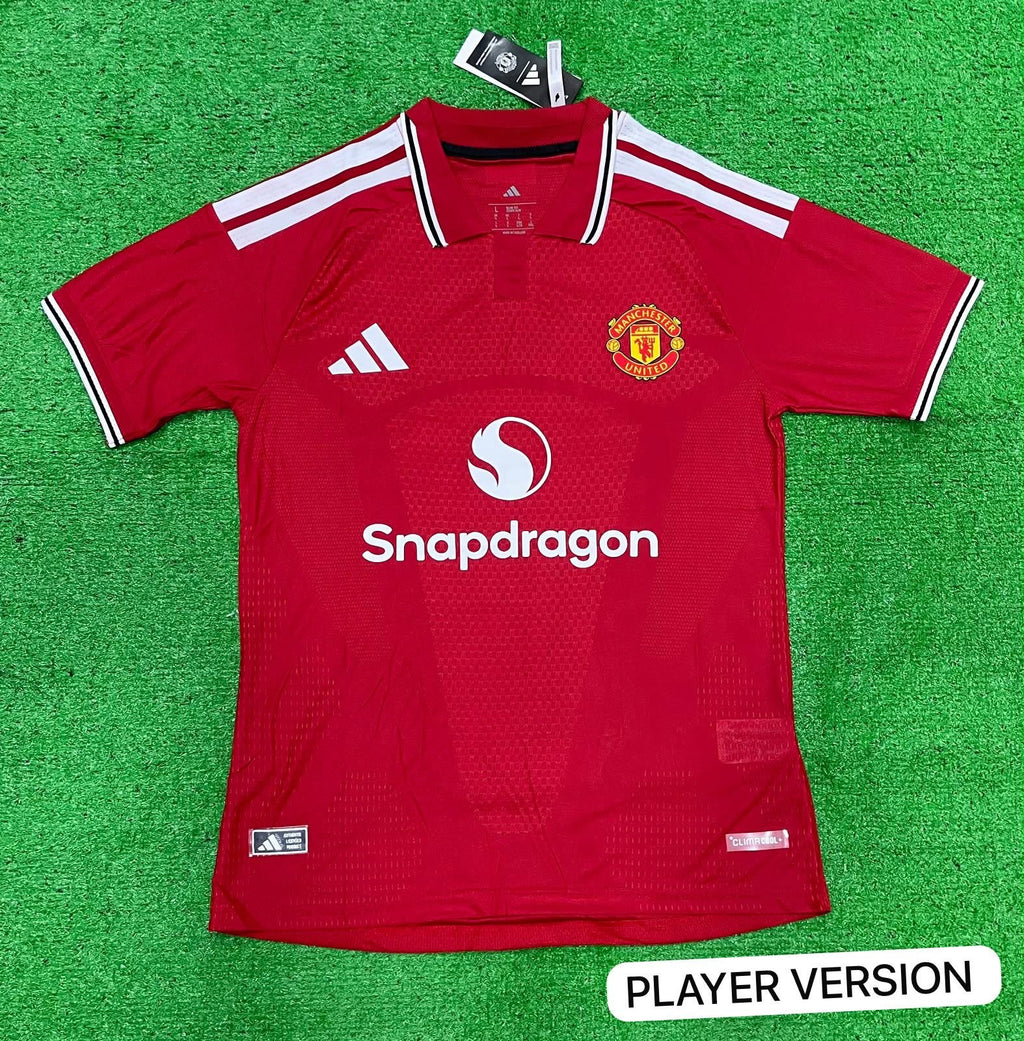 Manchester united home player quality
