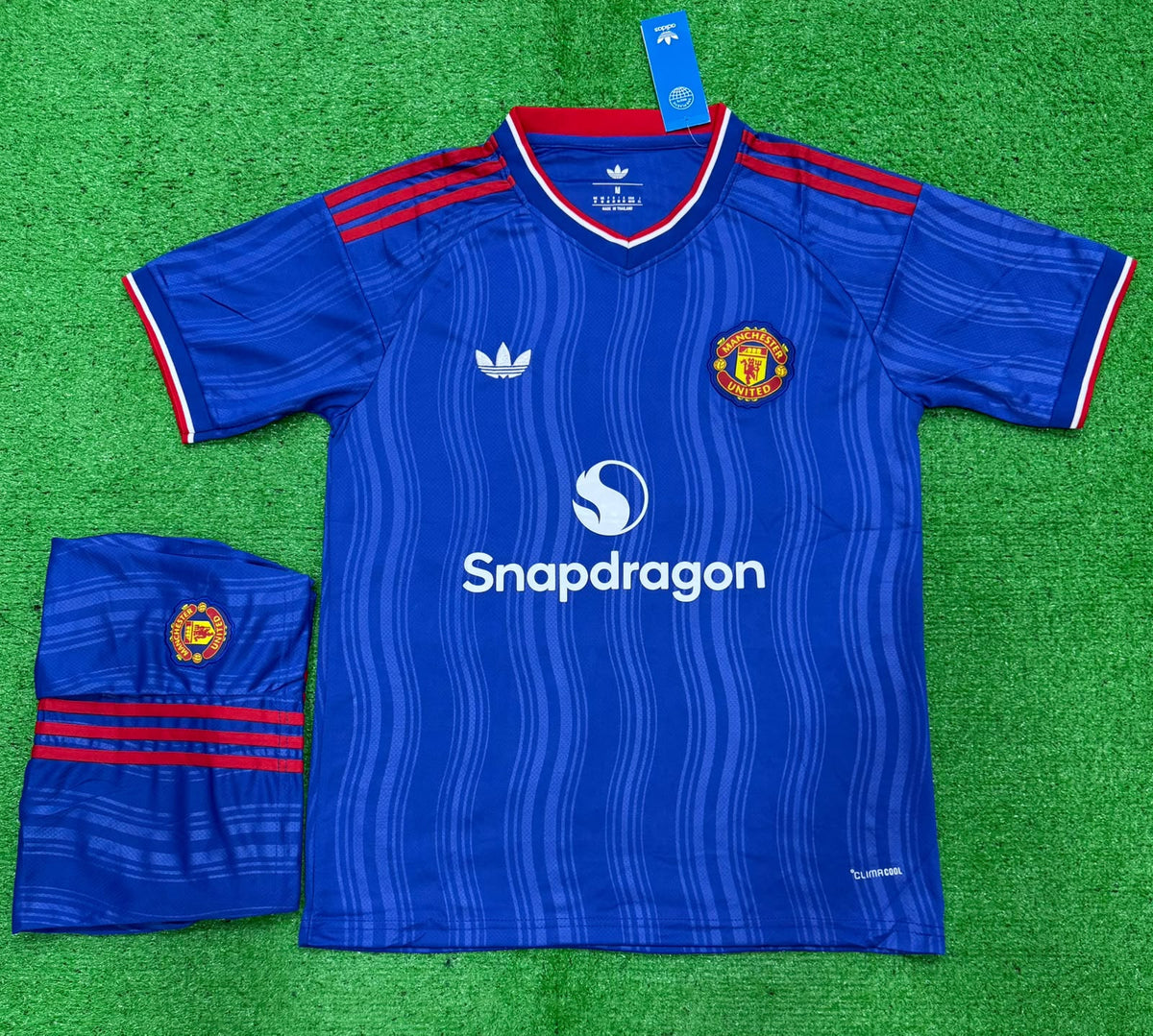 MANCHESTER UNITED AWAY KIT SET